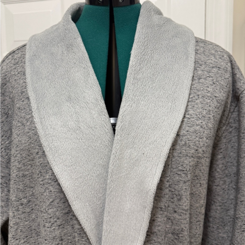 The UGG Robinson Robe Grey Tie-Waist Women's Coat is in great condition, cotton - Picture 6 of 10